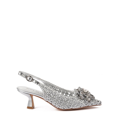Alma En Pena Дамски сребърни обувки с брошка