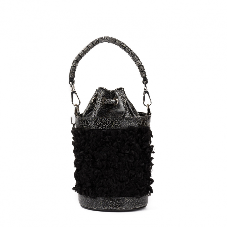 Casadei Дамска черна чанта GIULIA - изглед 3