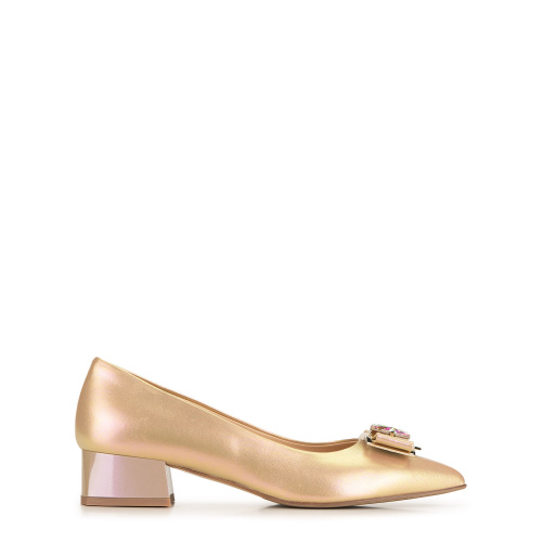 Дамски златни обувки